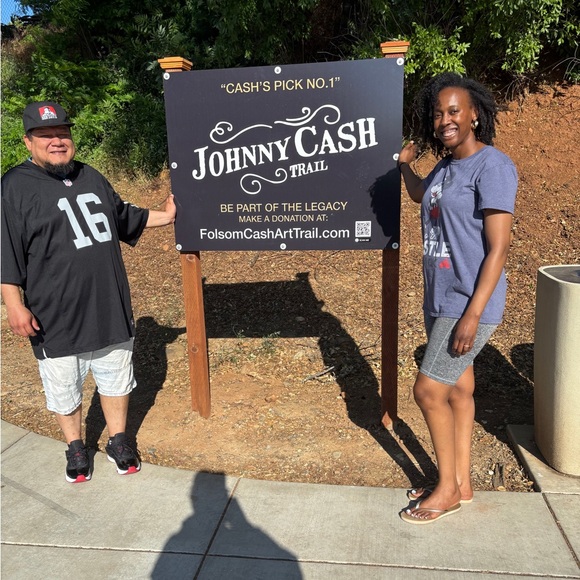 Zeqkweenshere IS LIVE🎉 - Picture 14 of 17